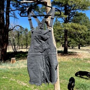 Aerie - Overall Shorts - Faded Black - Small